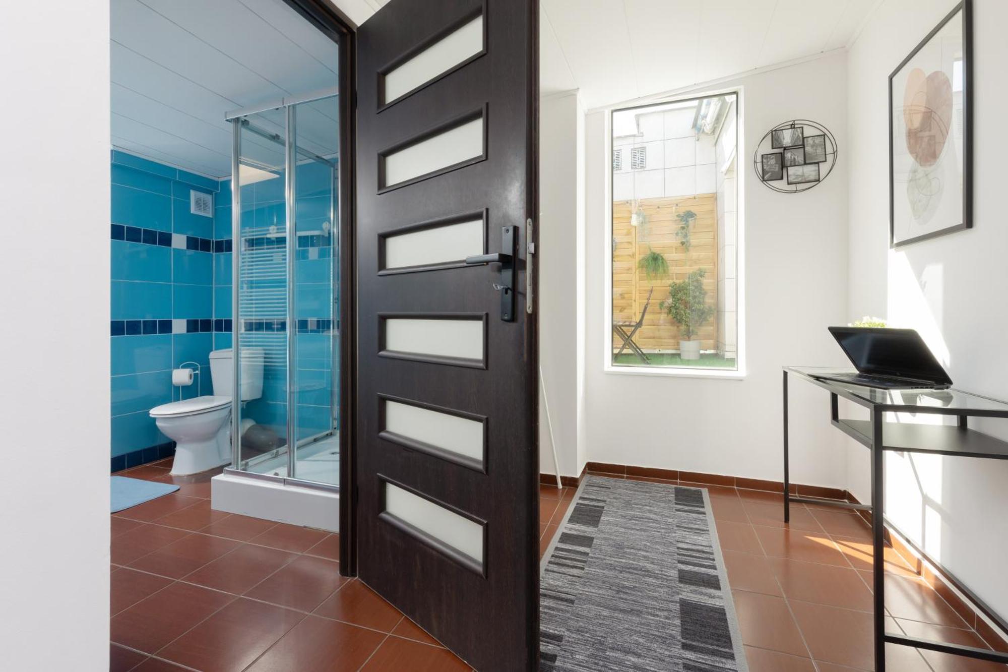 Metro Plac Wilsona Apartments Mickiewicza By Noclegi Renters Warschau Buitenkant foto